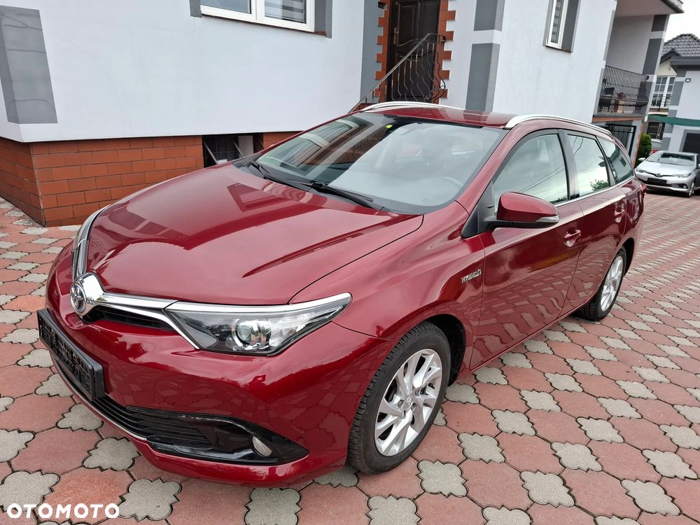 Toyota Auris - 2