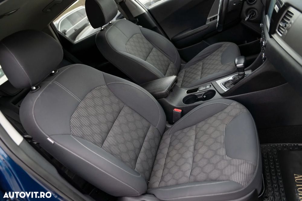 Kia Niro 1.6 GDI 2WD Aut. Spirit - 16