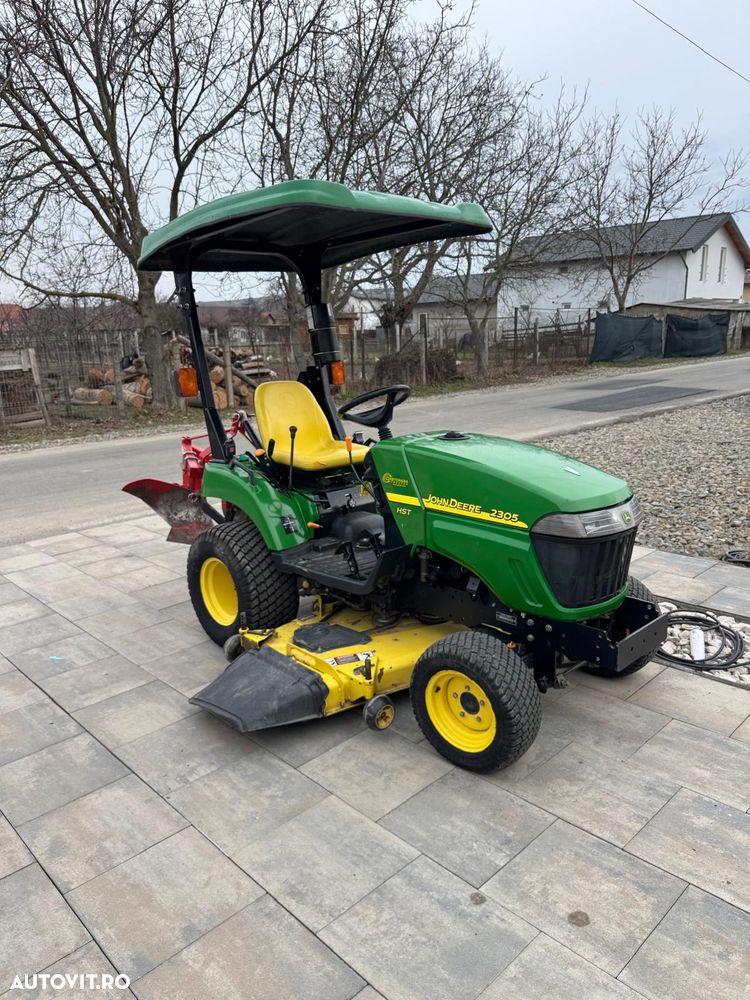 John Deere 2305 - 1
