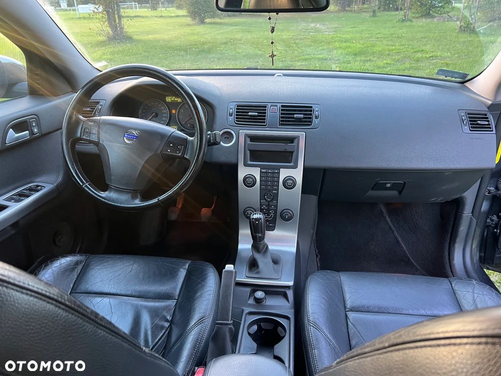 Volvo S40 2.0 - 13