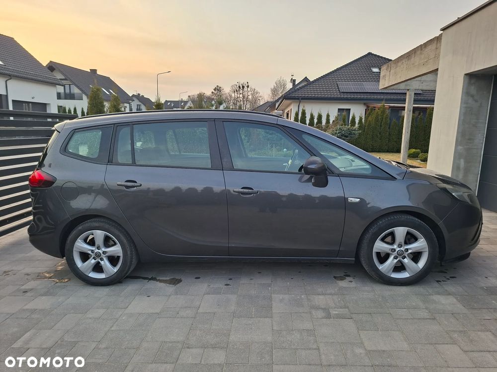 Opel Zafira - 4