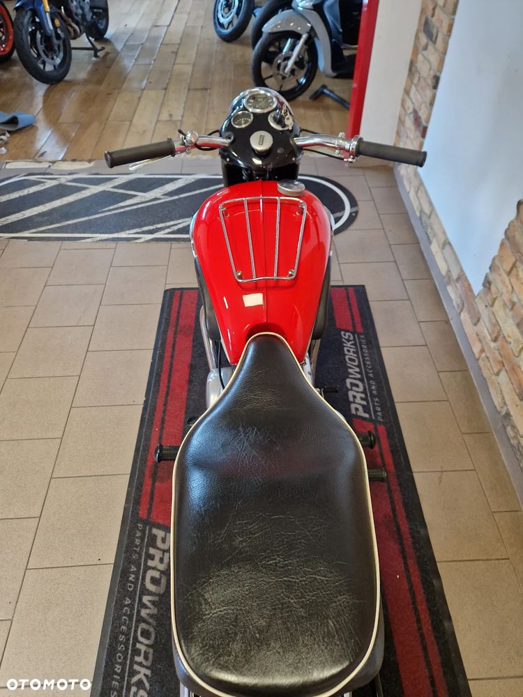 Triumph Speed Twin - 10