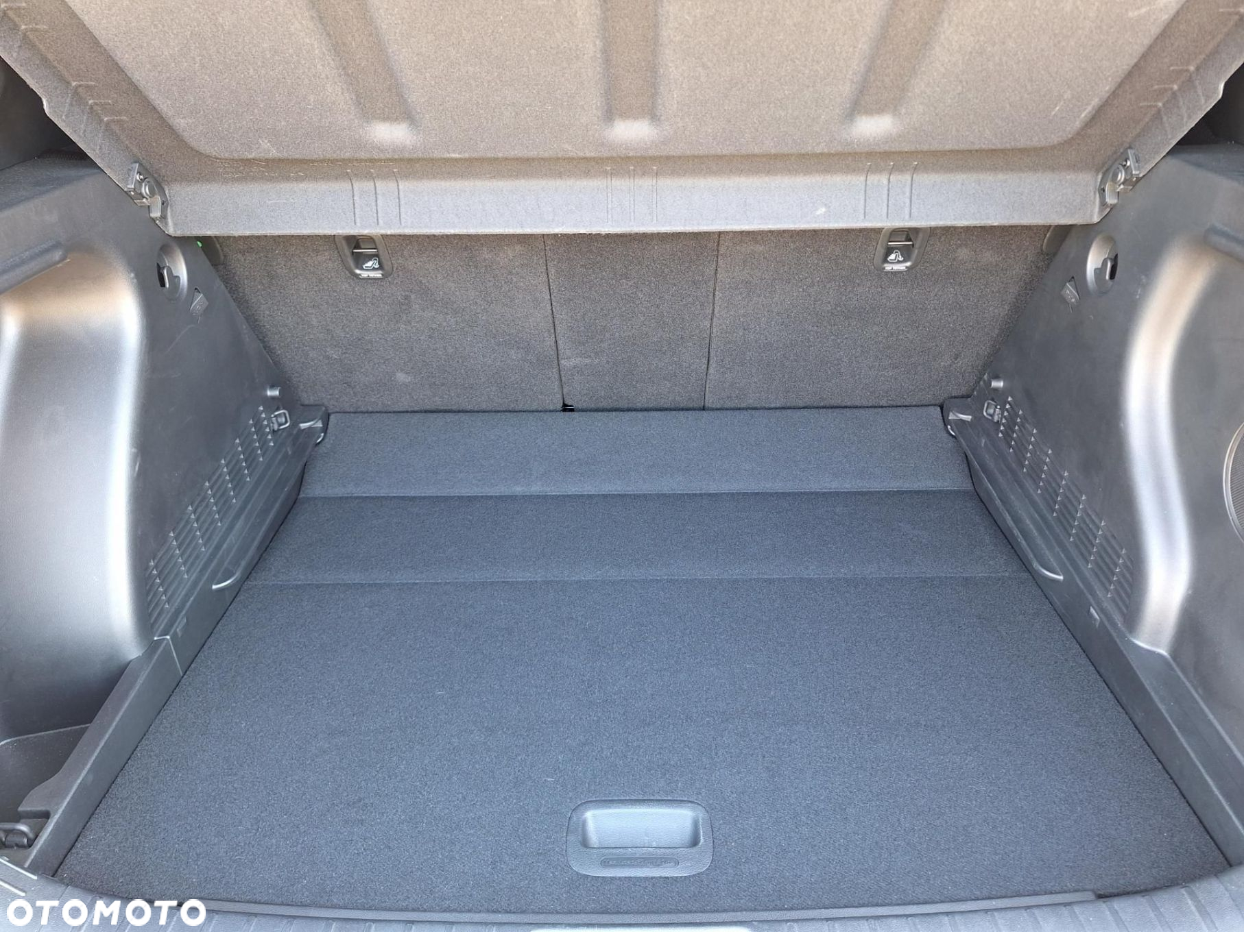 Hyundai Kona - 33
