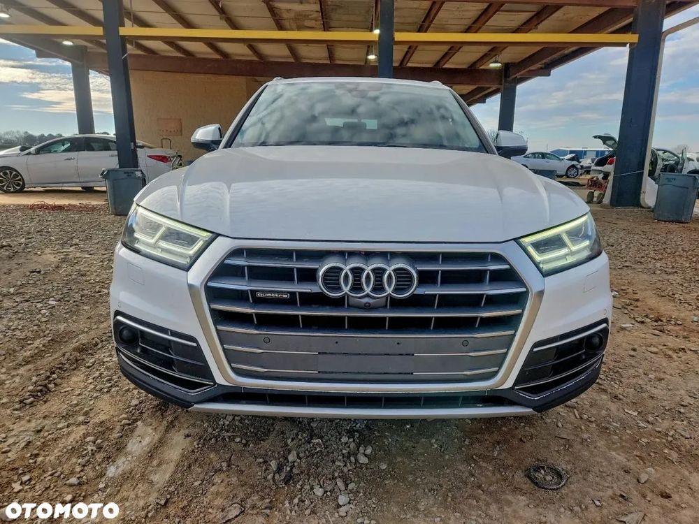 Audi Q5 2.0 TFSI Quattro S tronic design - 5