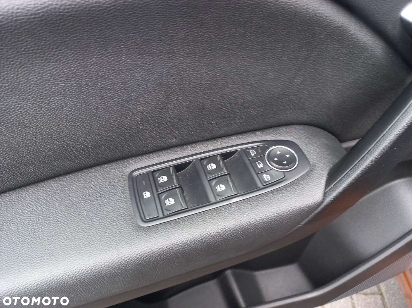 Renault Captur - 11