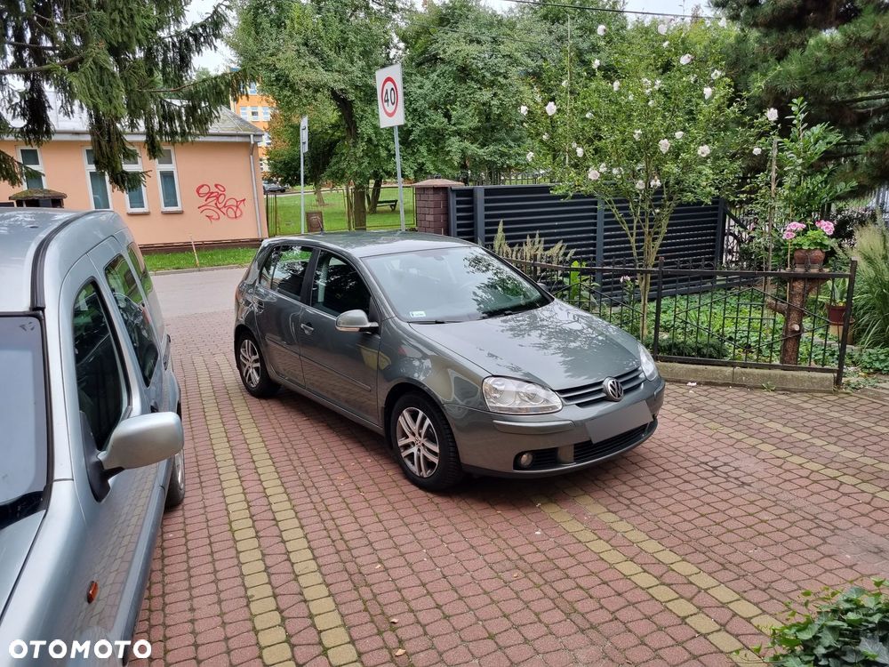 Volkswagen Golf - 3