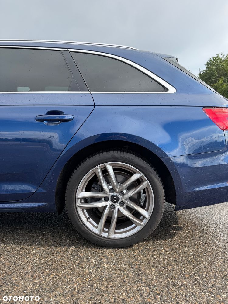 Audi A4 Avant 2.0 TFSI ultra S tronic - 16