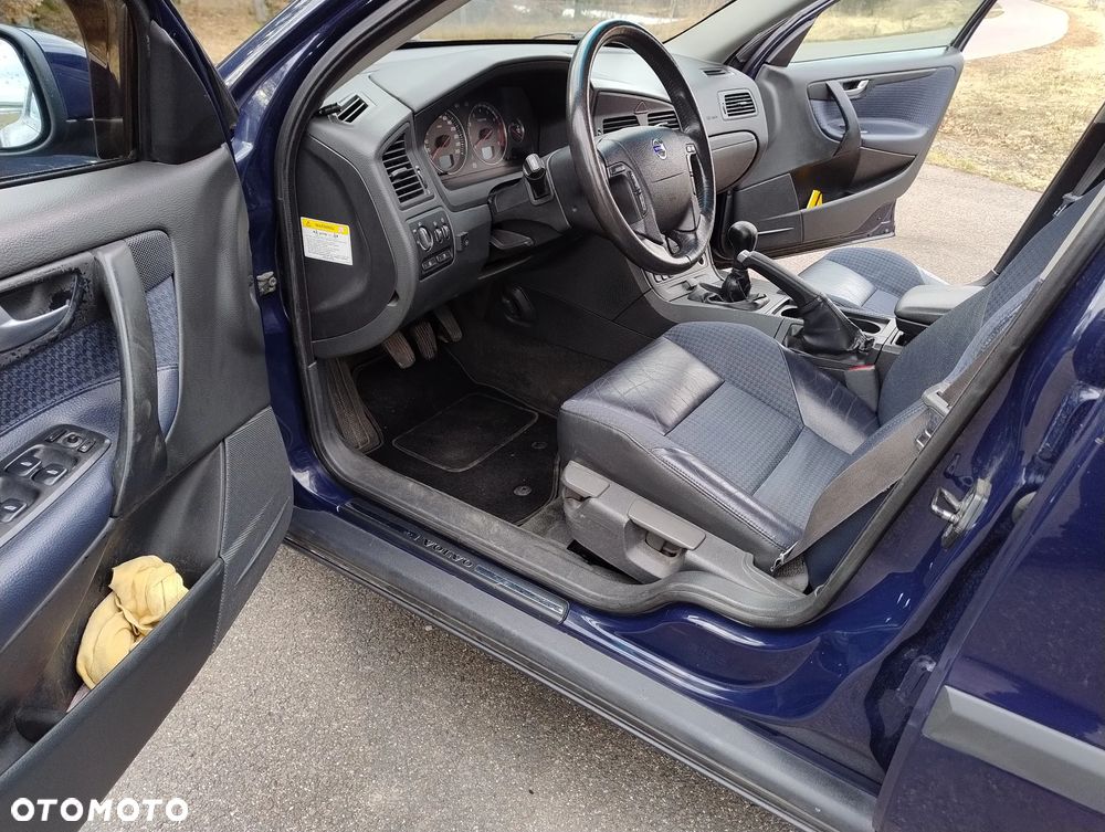 Volvo V70 2.5T - 12