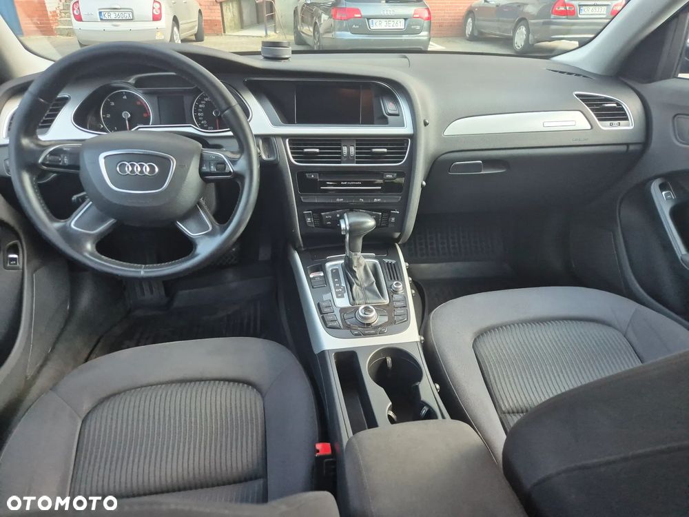 Audi A4 Avant - 6