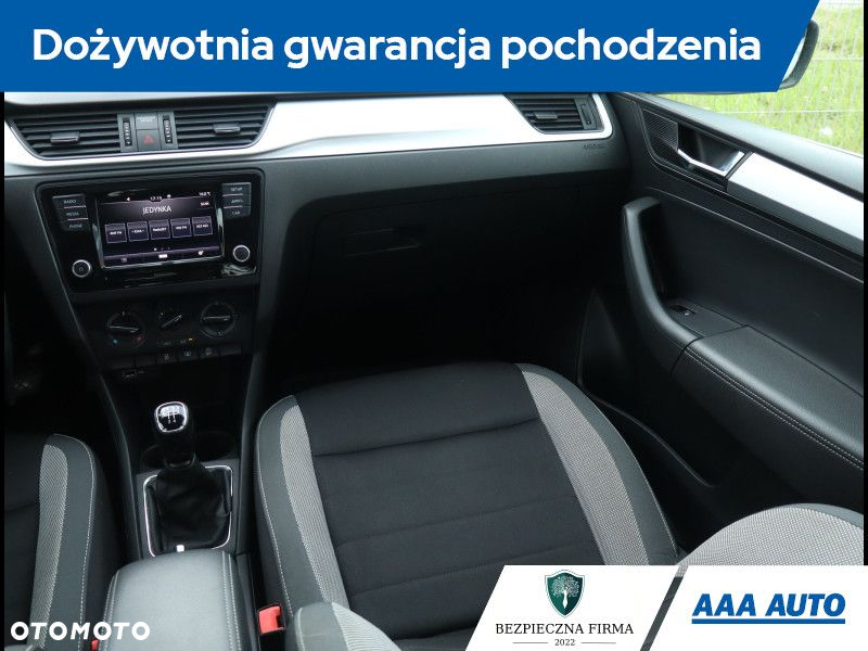 Skoda RAPID - 9