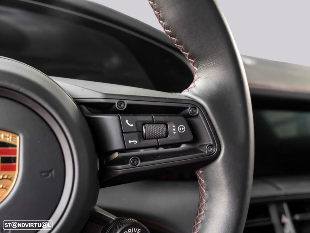 Porsche Taycan Sport Turismo - 8