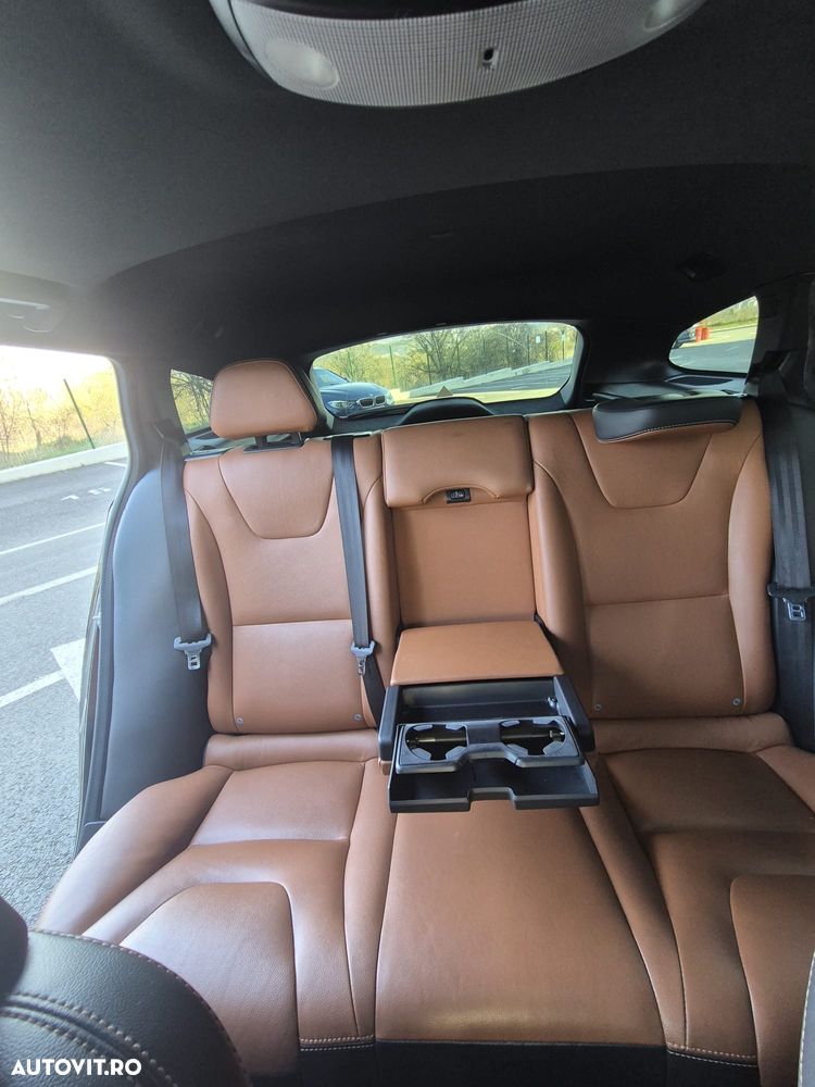 Volvo V60 - 28