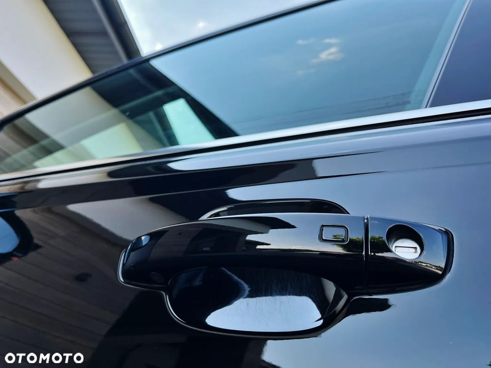 Audi A6 Avant - 16