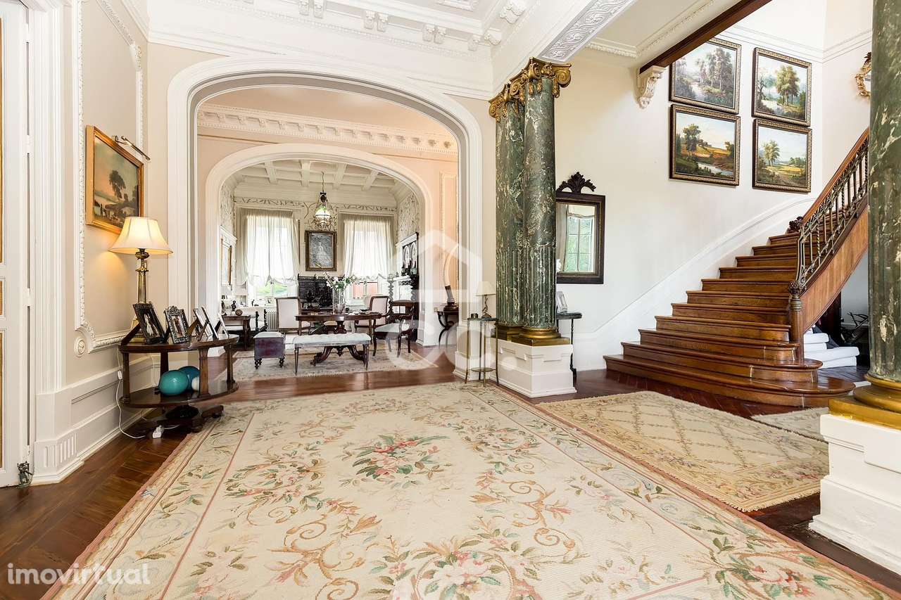 Palacete de inspiração neoclássica francesa com jardim botânico de Jea - Grande imagem: 4/60