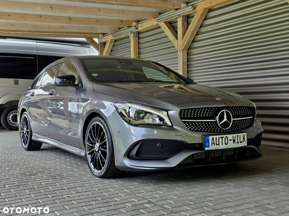 Mercedes-Benz CLA 200 AMG Line