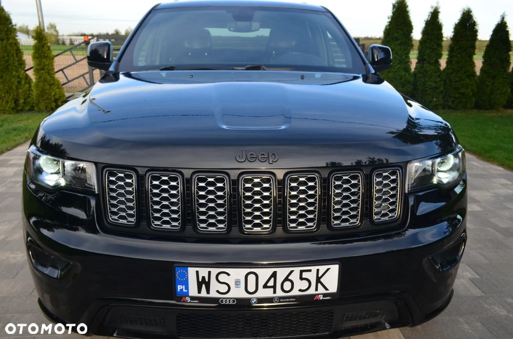 Jeep Grand Cherokee - 2