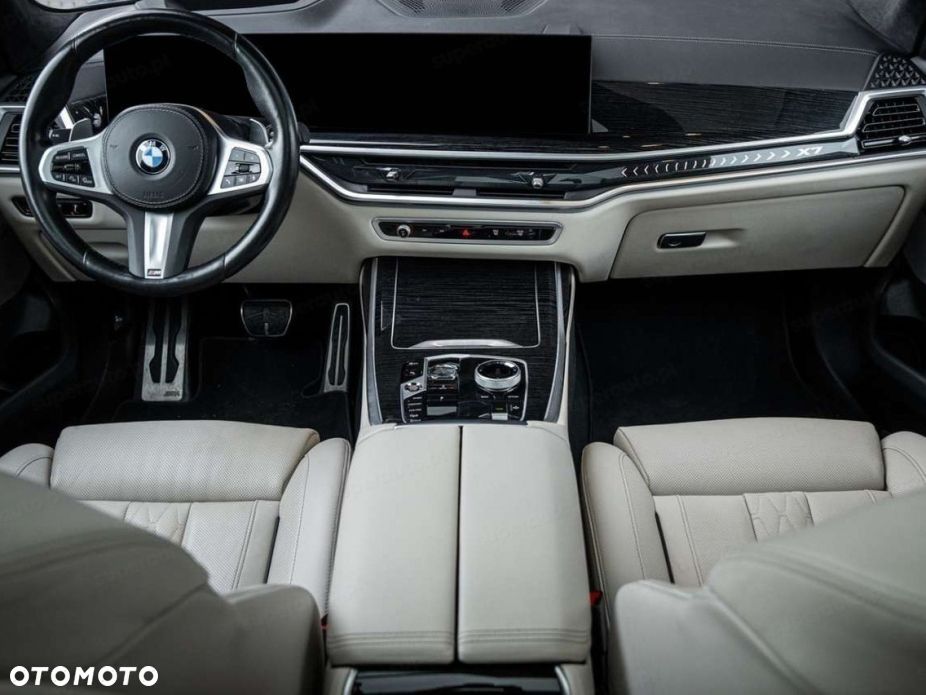 BMW X7 xDrive40d mHEV M Sport sport - 11