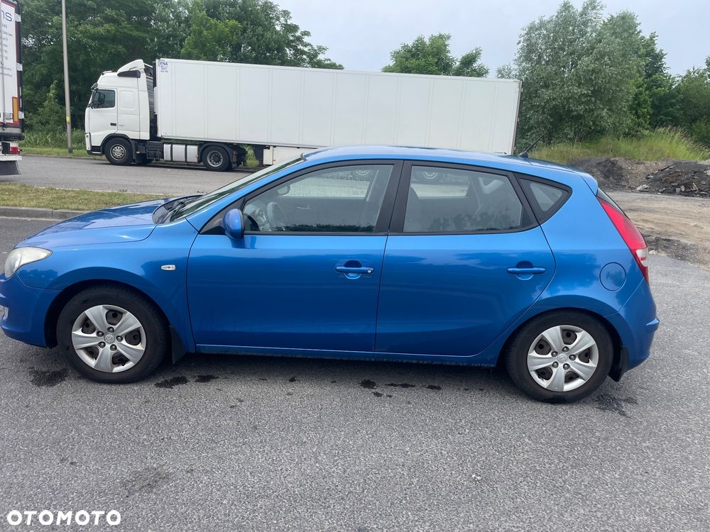 Hyundai i30 1.6 Classic - 9