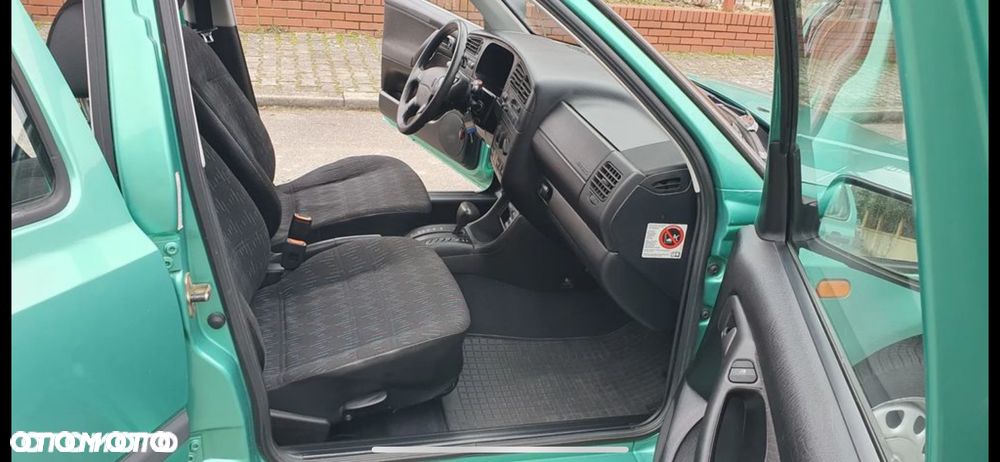 Volkswagen Golf - 9