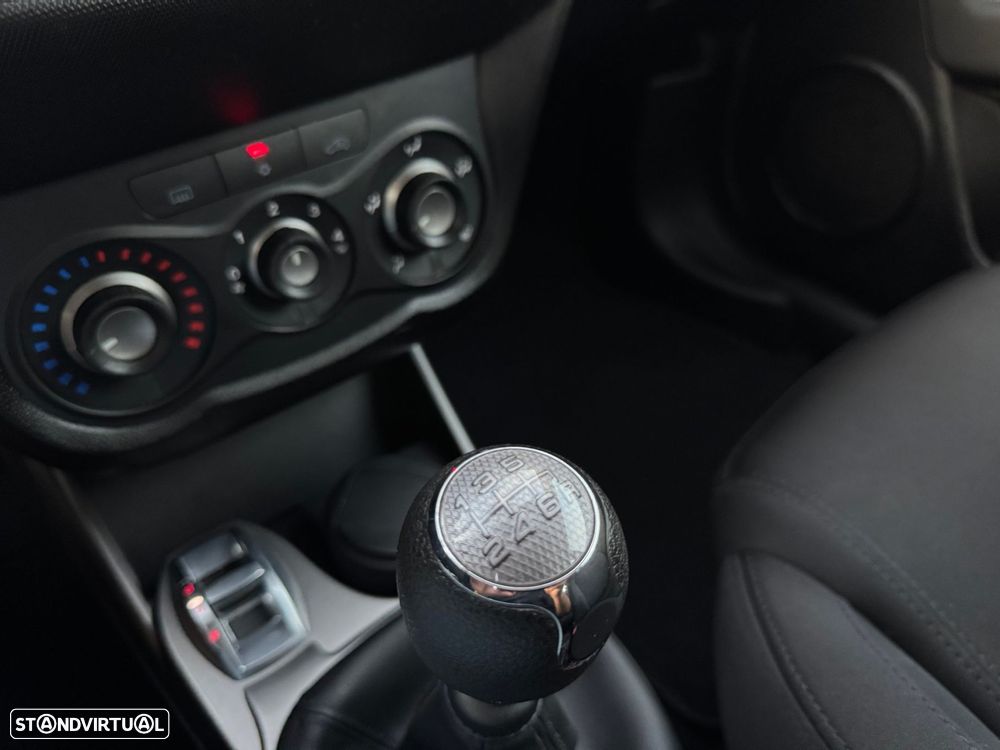 Alfa Romeo MiTo 0.9 T TwinAir Urban - 12