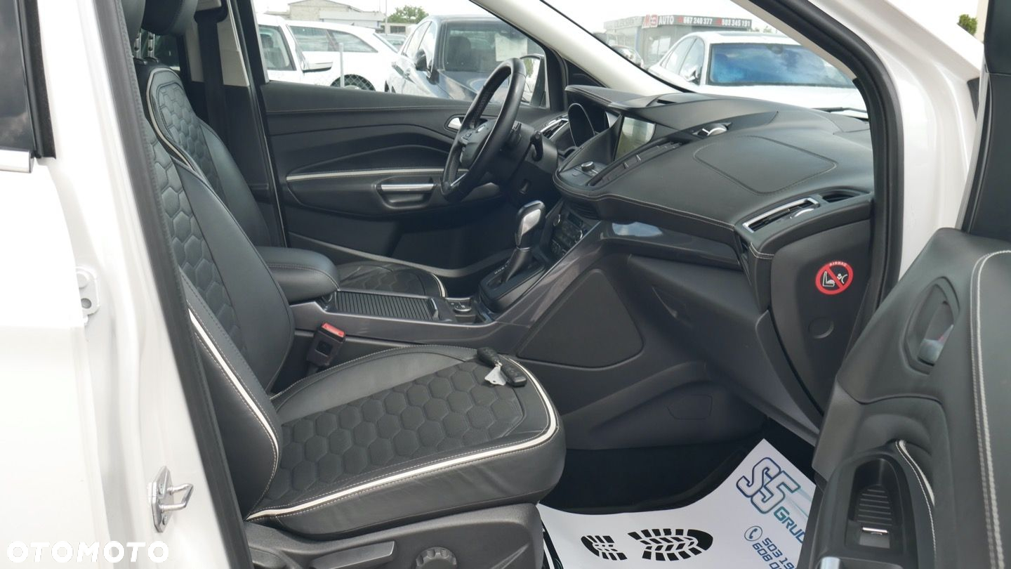 Ford Kuga - 14
