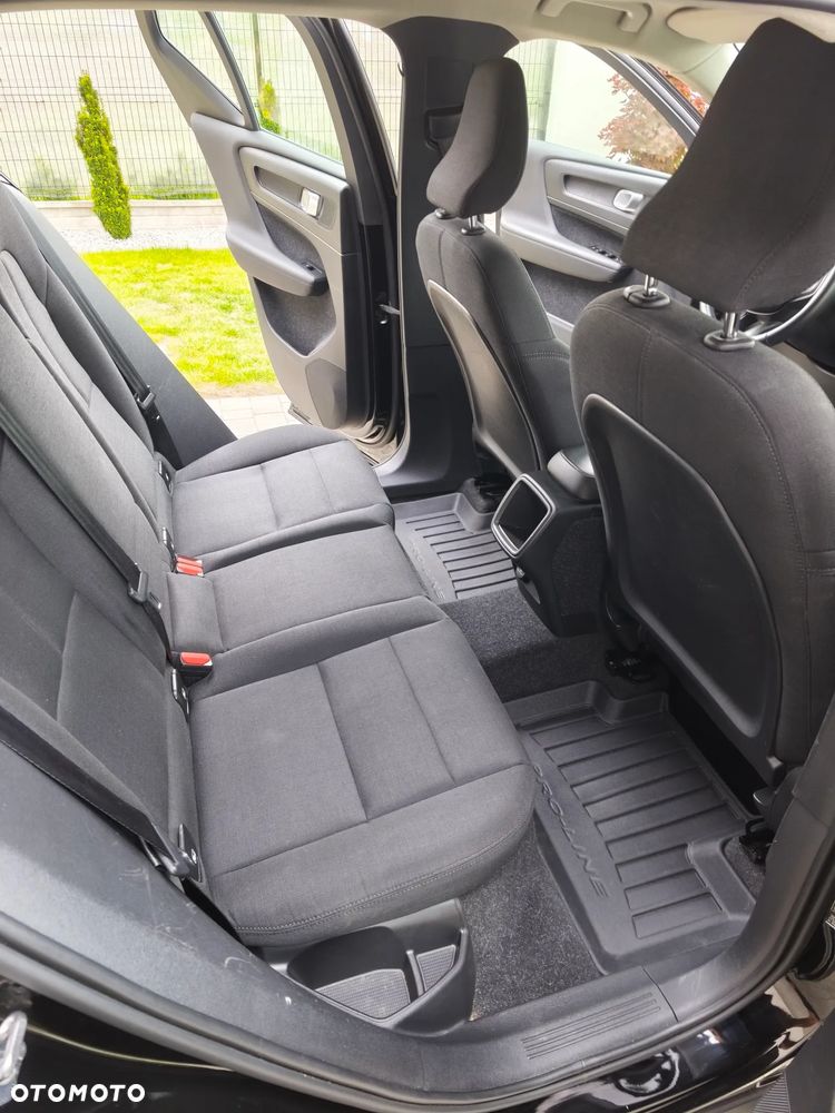 Volvo XC 40 D3 Momentum - 7