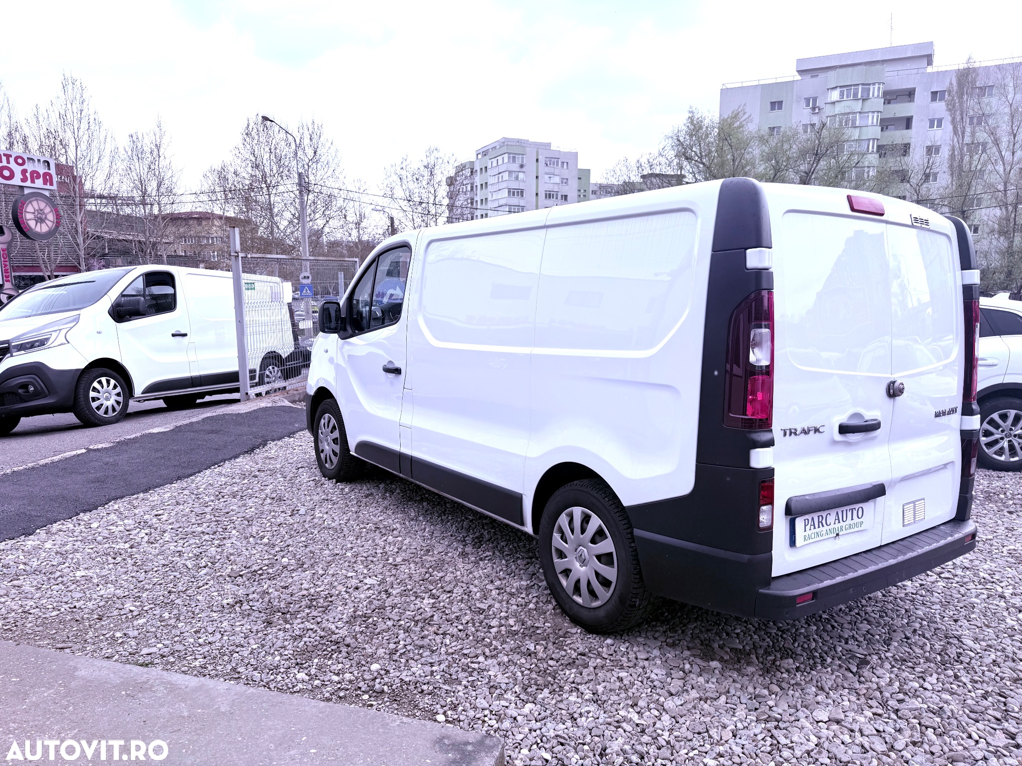 Renault Trafic ENERGY 1.6 dCi 120 Start & Stop Combi L1H1 Expression - 10