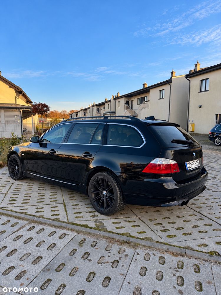 BMW 5 Series 2009 photo 5