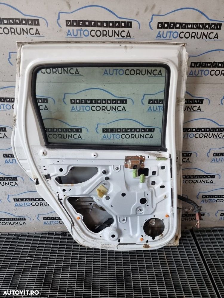 Usa Stanga Spate Dacia Duster 2010 - 2013 SUV 4 Usi Alb (1103) ZGARIATA LOVITA RUGINITA - 3