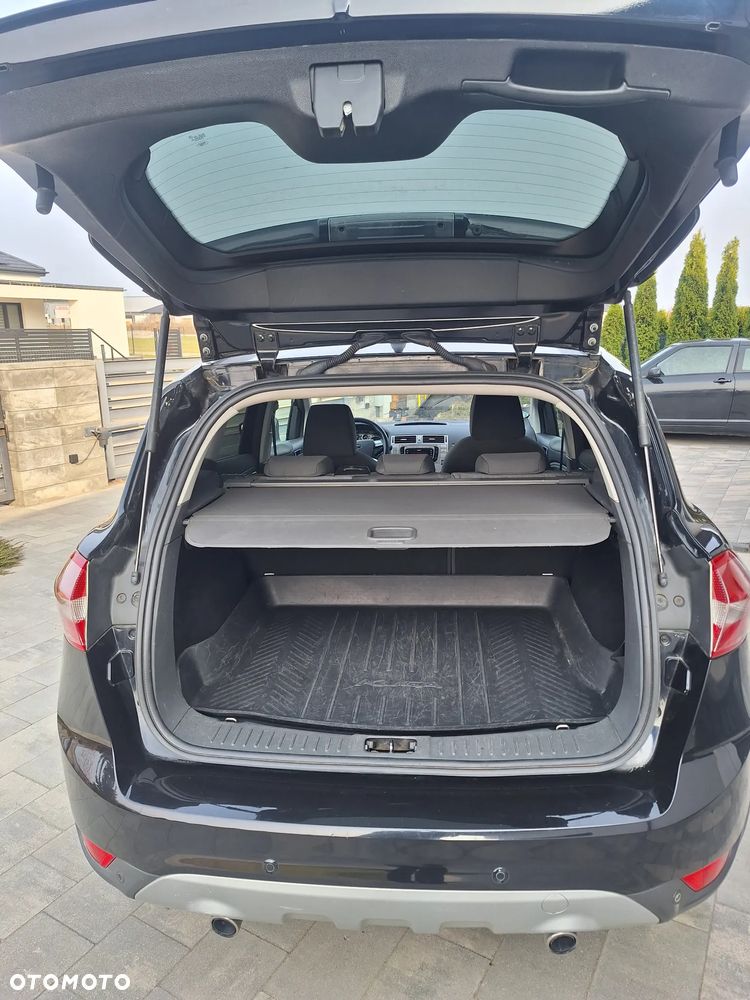 Ford Kuga 2.0 TDCi 2x4 Champions Edition - 17