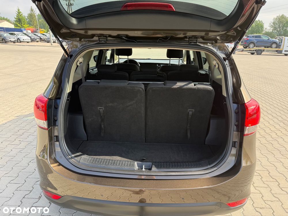 Kia Carens 1.6 GDI Dream-Team Edition - 8