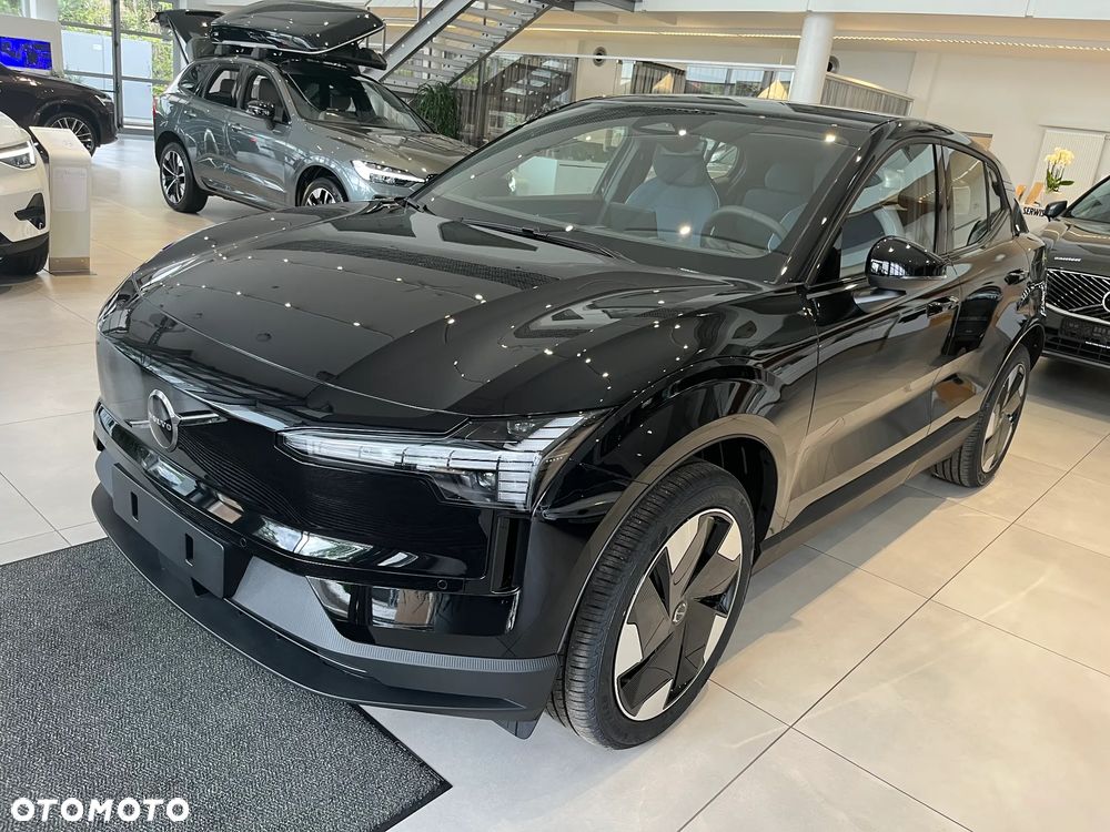 Volvo EX30 51kWh Single Motor Plus - 2
