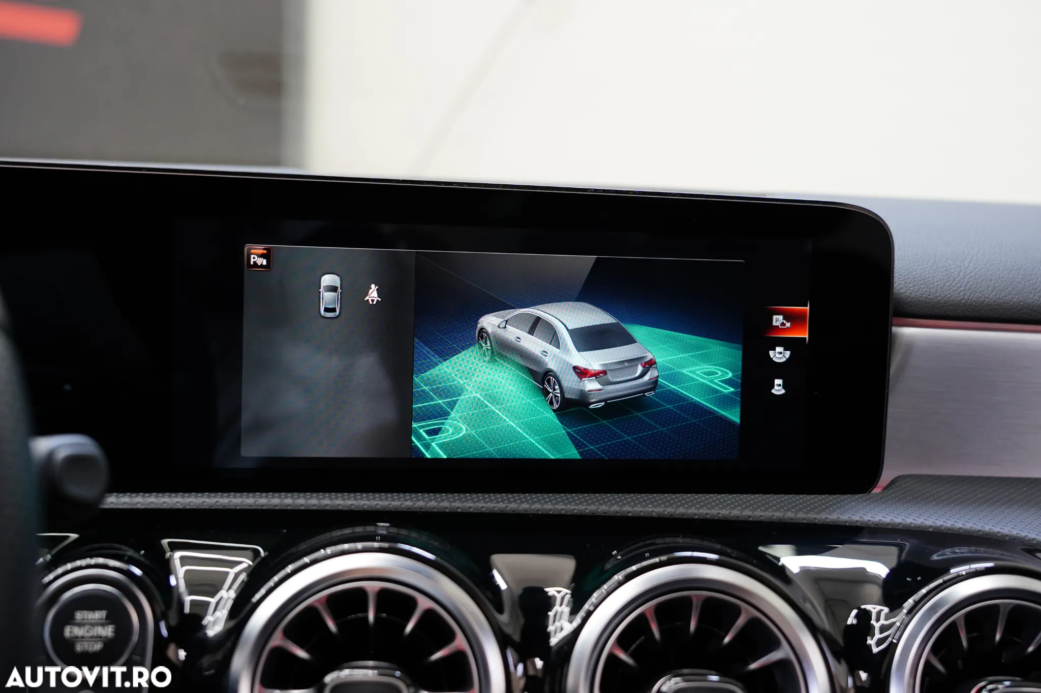 Mercedes-Benz A 180 7G-DCT AMG Line - 30
