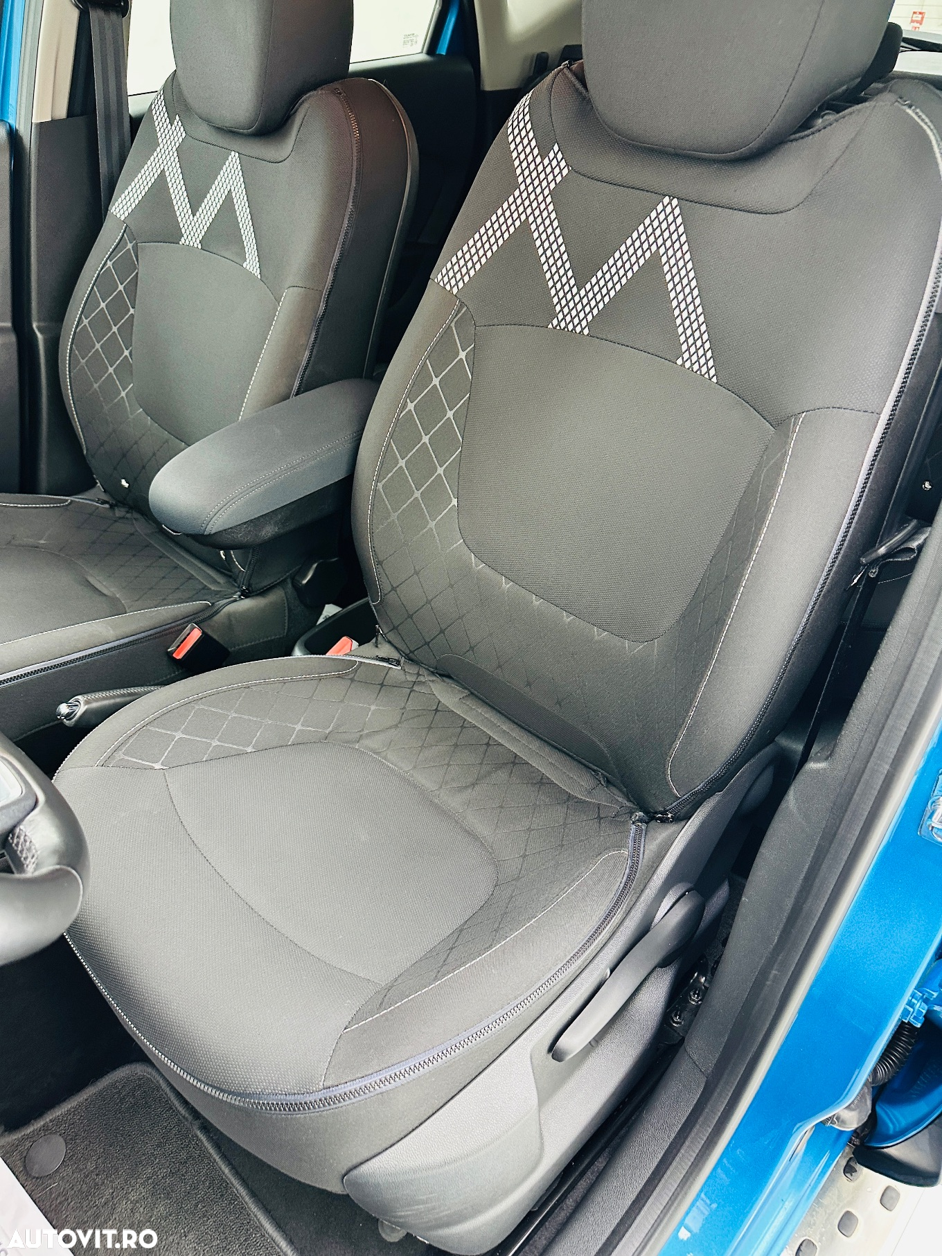 Renault Captur ENERGY TCe 120 Experience - 10