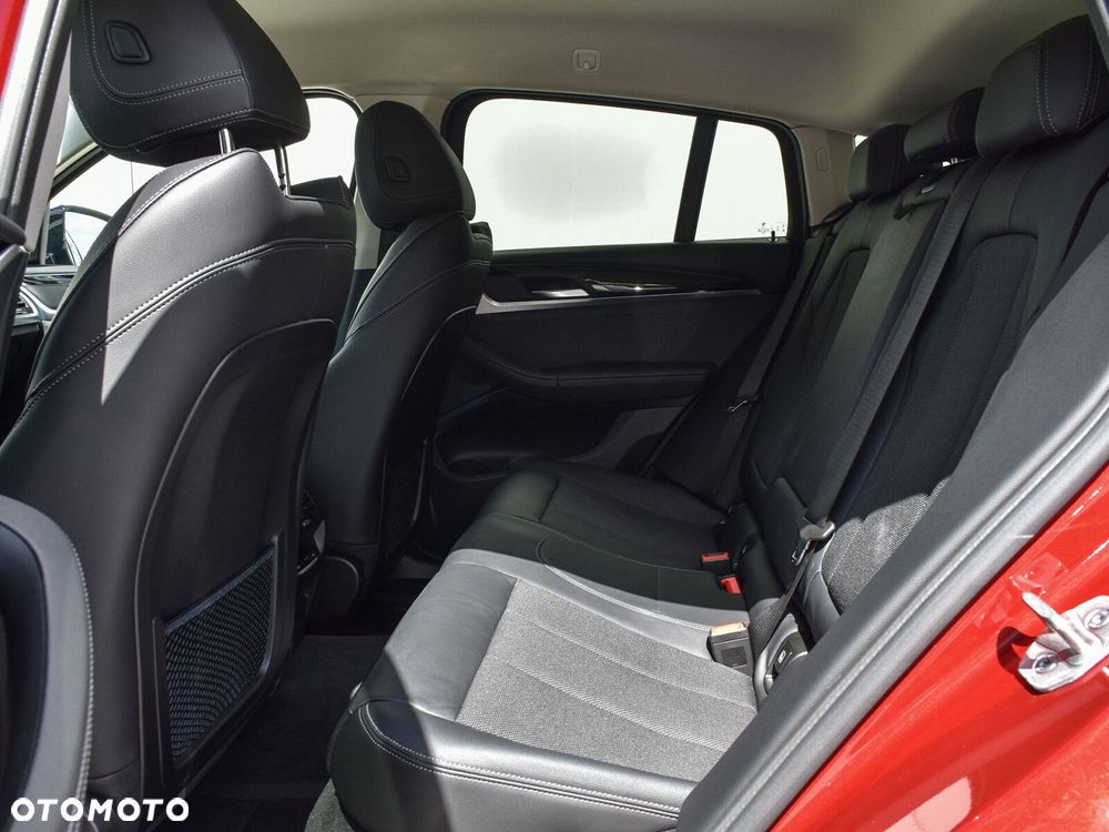 BMW X4 xDrive20d xLine sport - 21