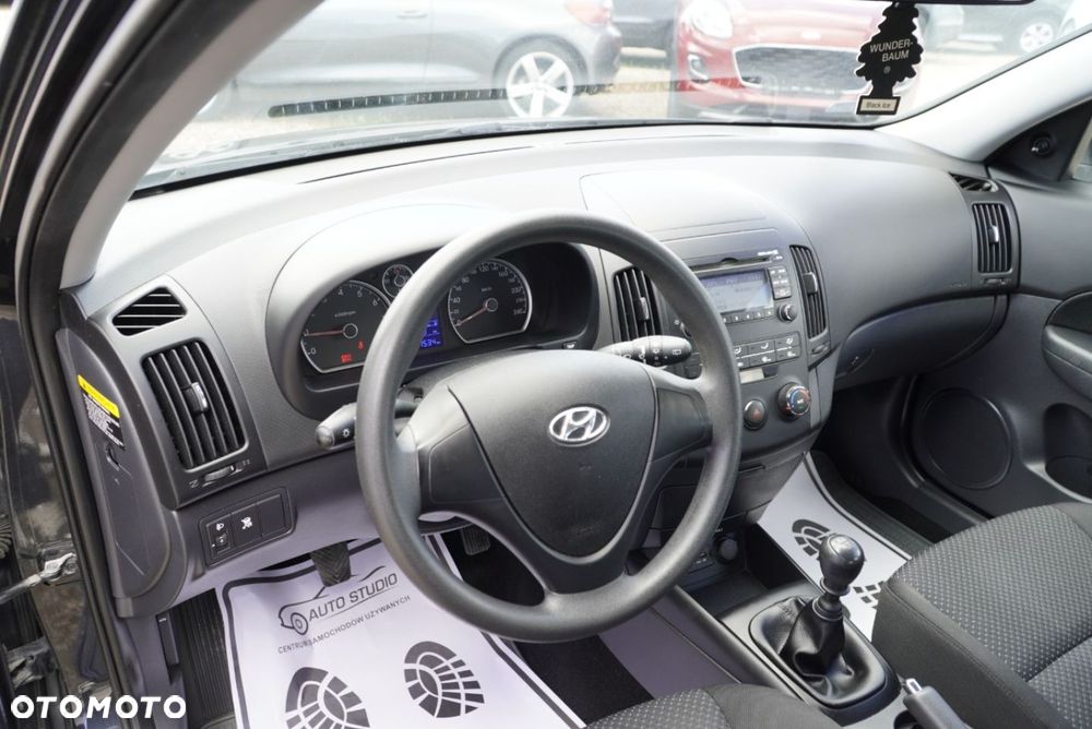 Hyundai i30 1.4 Blue Comfort - 10