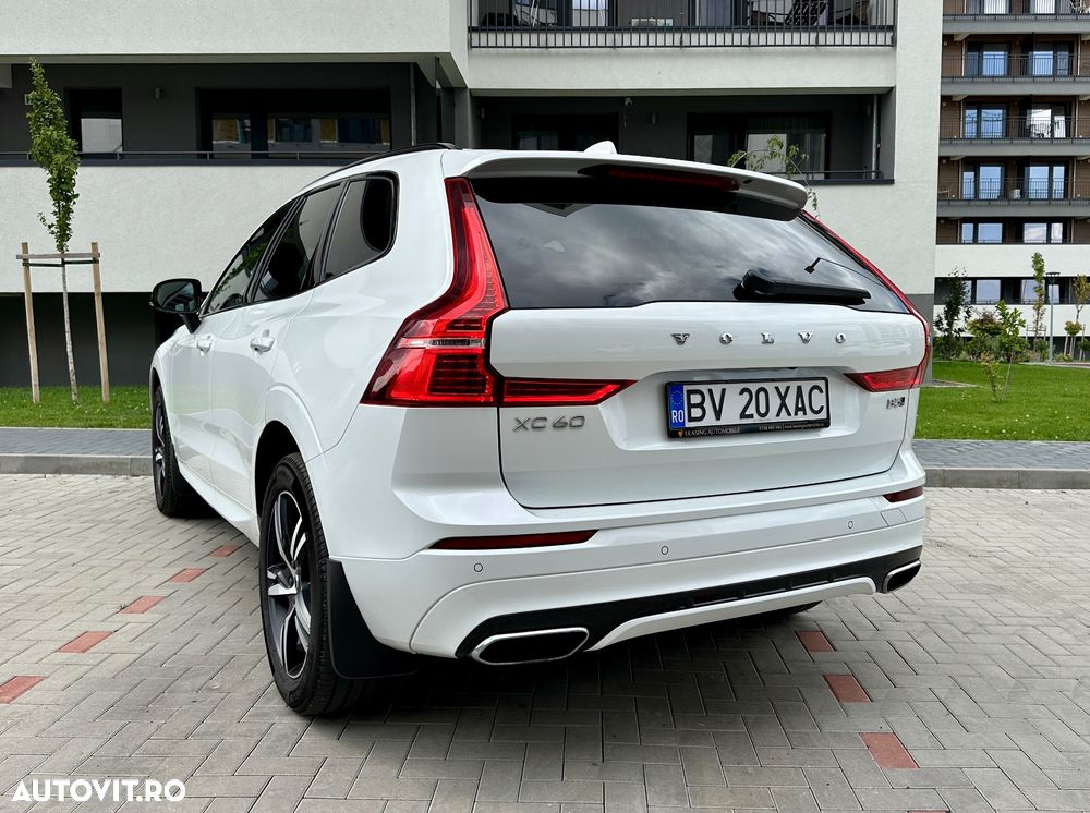 Volvo XC 60 B5 MHEV AT8 AWD R-Design - 10