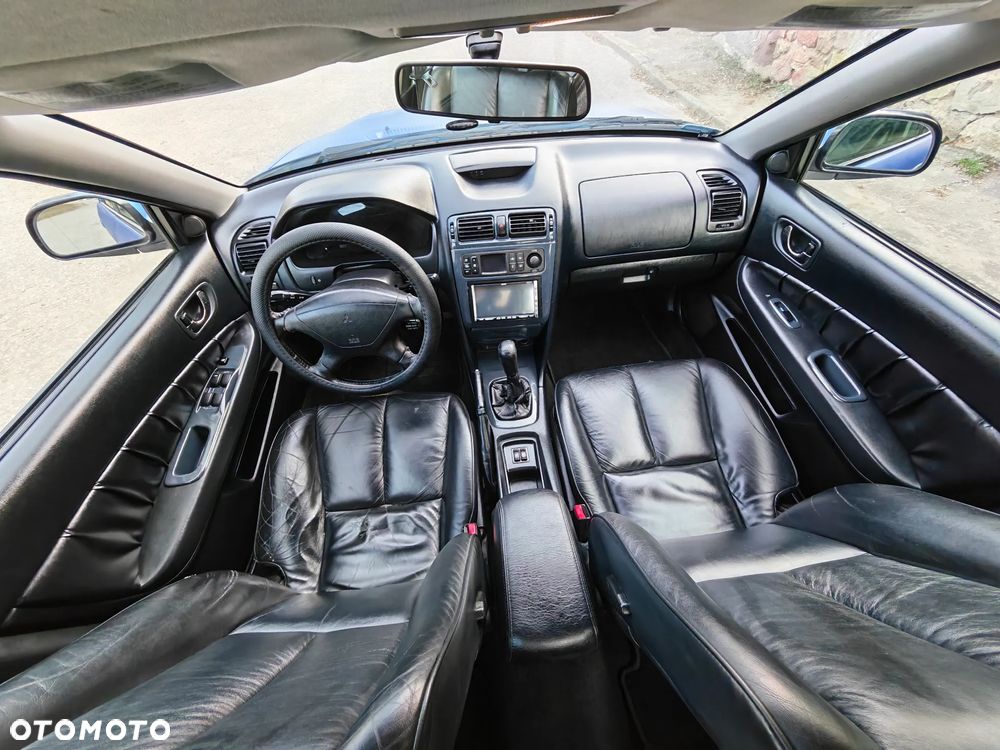 Mitsubishi Galant - 5