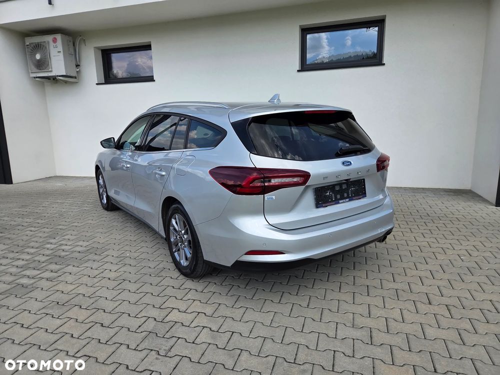 Ford Focus - 4