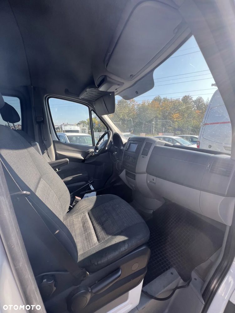 Mercedes-Benz Sprinter - 8