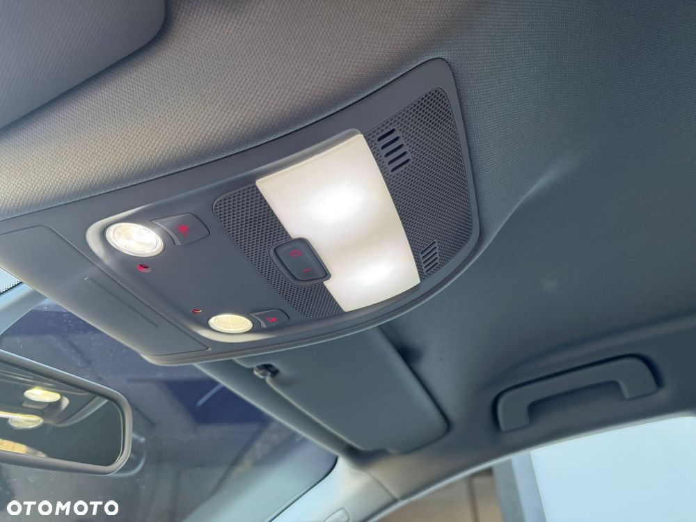 Audi A4 Avant 2.0 TDI - 27