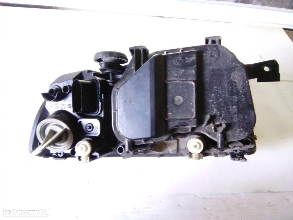 FAROL DIREITO SKODA FABIA I 2001 -246366 - 3