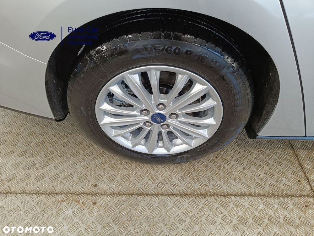 Ford Focus 1.0 EcoBoost Titanium X - 31