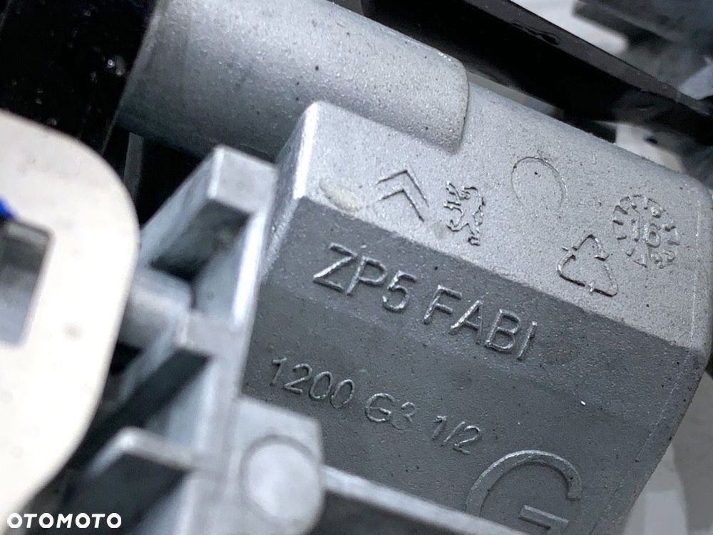 KLAMKA ZEWNĘTRZNA LEWY PRZÓD  PEUGEOT 2008 I (CU_) 2013 - 2022 1.2 THP 130 / PureTech 130 96 kW - 3