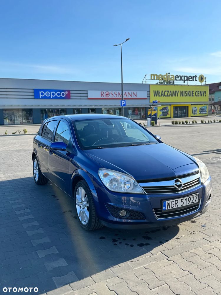 Opel Astra 1.6 Enjoy - 1