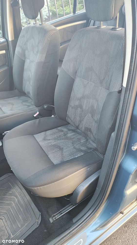 Dacia Sandero 1.4 MPI Ambiance - 19