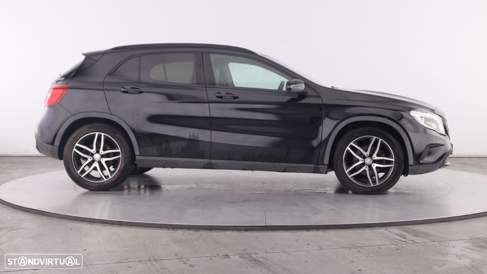 Mercedes-Benz GLA 200 CDI Urban - 7