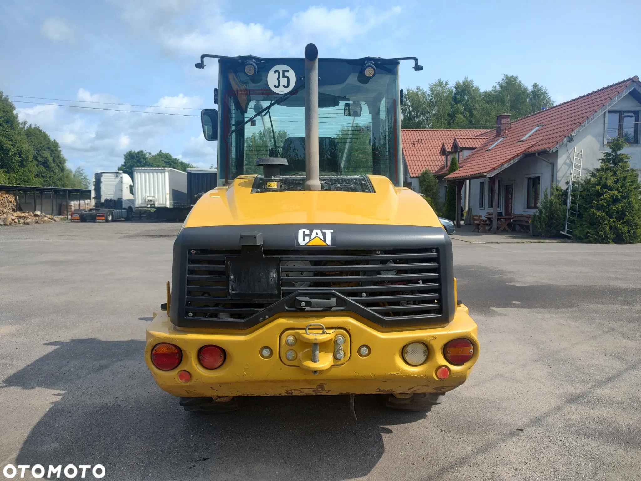 Caterpillar 906M - 4