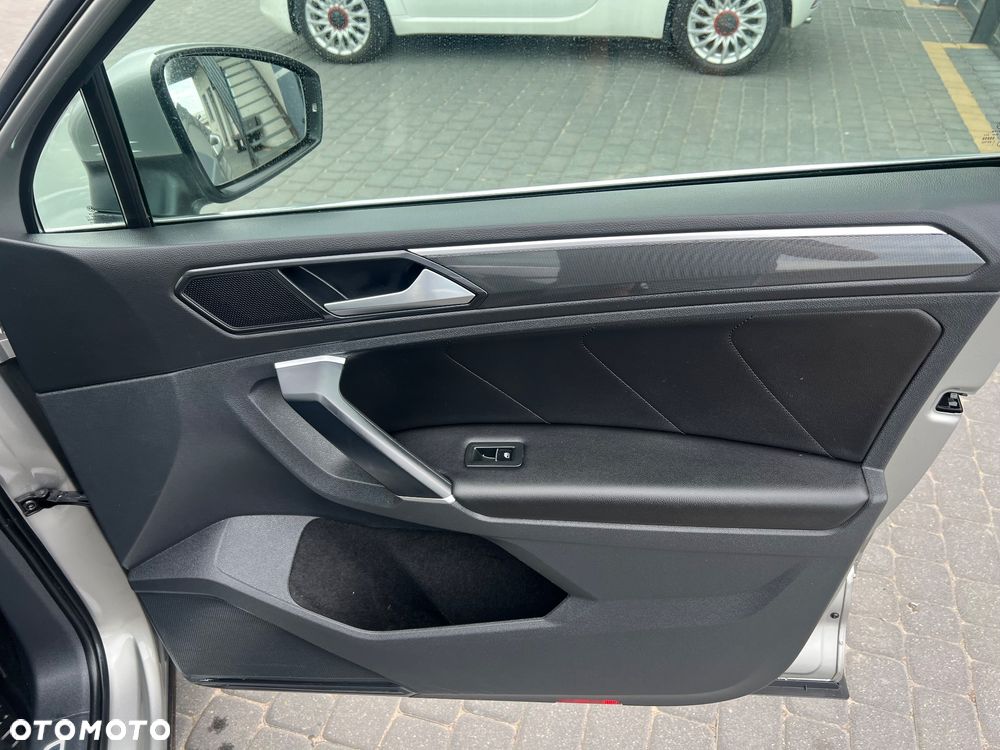 Volkswagen Tiguan - 34