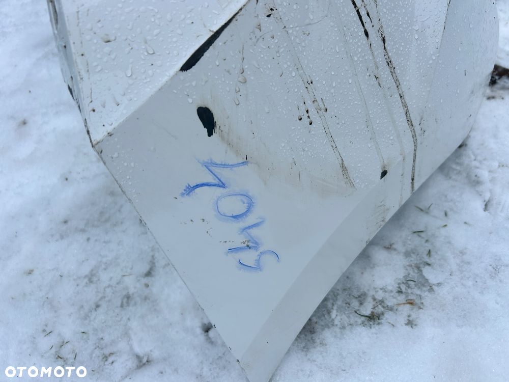 Zderzak tył tylny SKODA FABIA 4 IV - 2